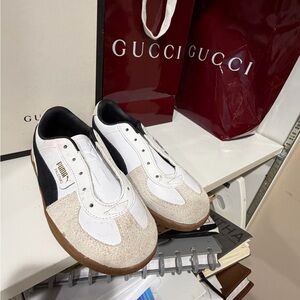 Brand New 🤗Puma White and Black Casual Shoes